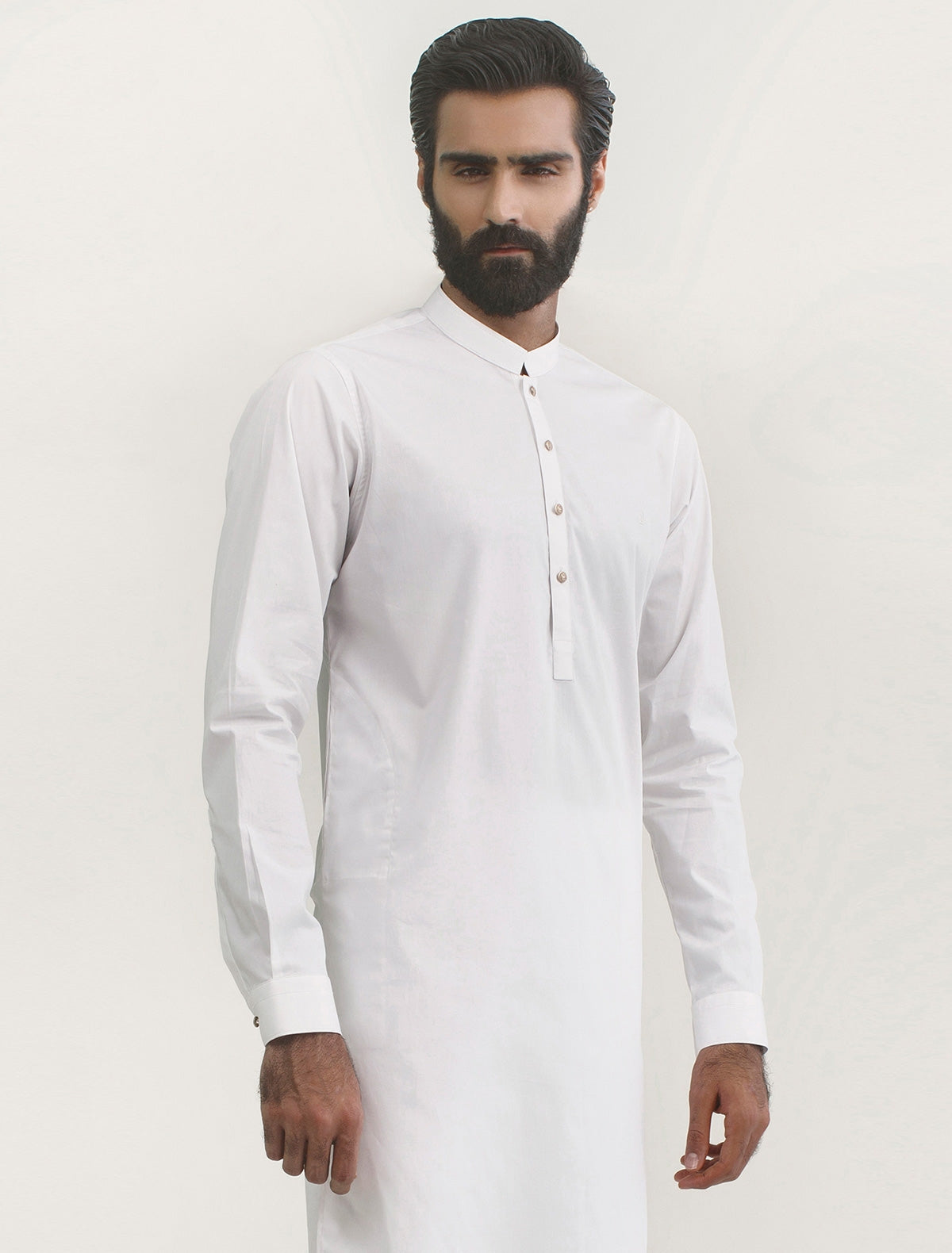 CLASSIC WHITE KURTA PAJAMA