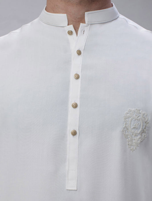 OFF WHITE APPLIQUE KAMEEZ SHALWAR
