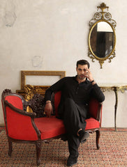 BLACK ZIP DETAILED KAMEEZ SHALWAR
