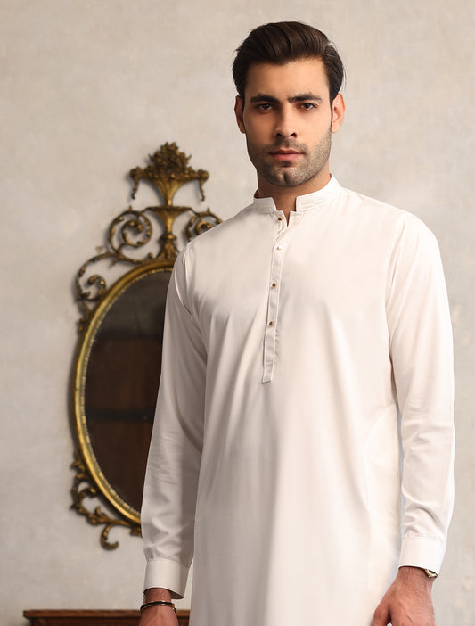 OFF-WHITE EMBROIDERED KAMEEZ SHALWAR