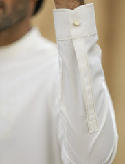 OFFWHITE HAND APPLIQUE KAMEEZ SHALWAR