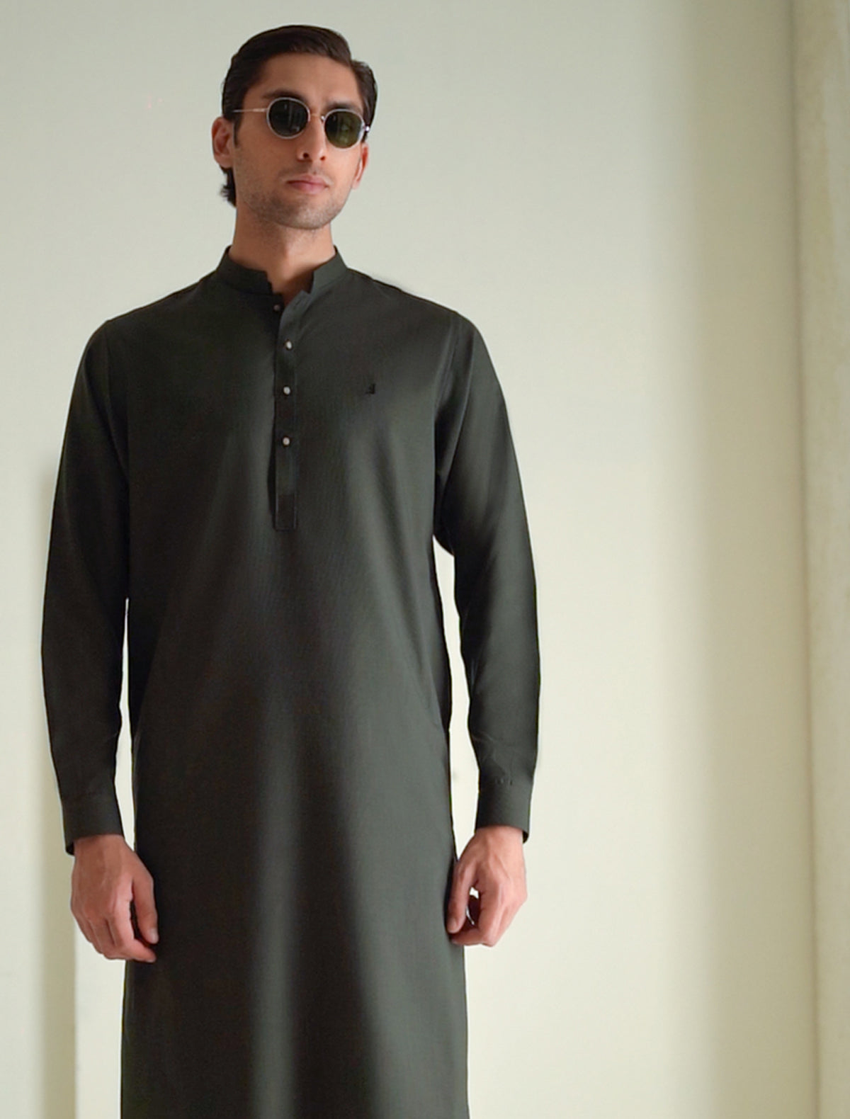 DARK GREEN KAMEEZ SHALWAR