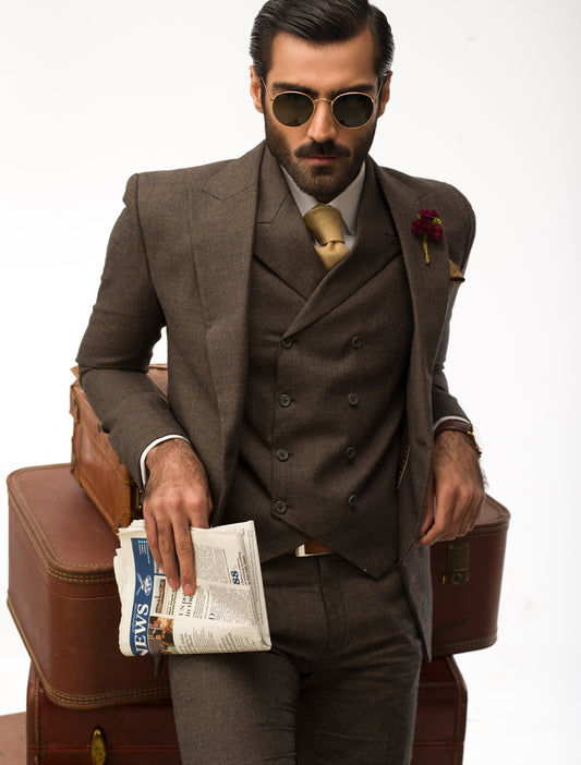 MEDIUM BROWN SUIT