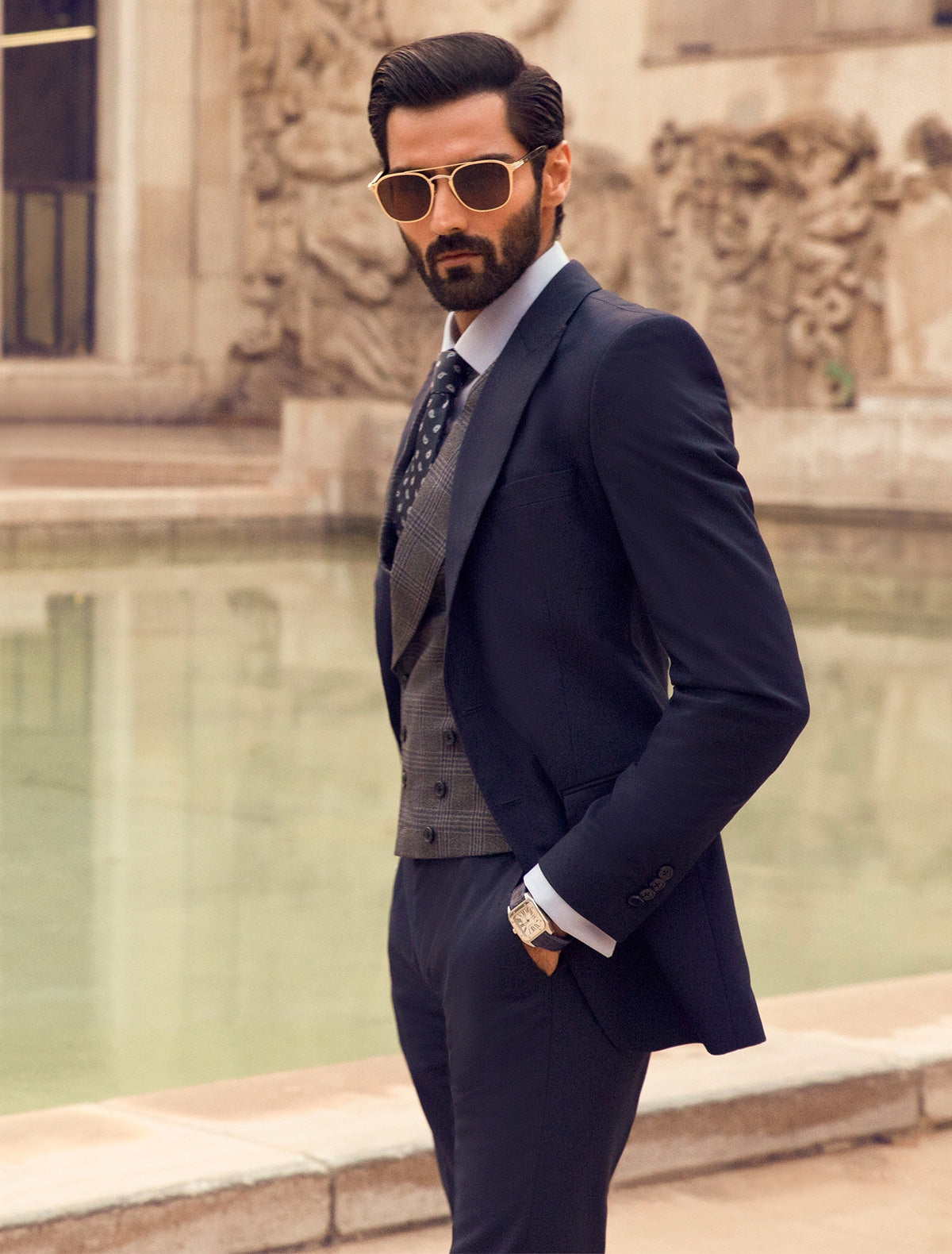 CLASSIC NAVY BLUE TWO BUTTONS SUIT