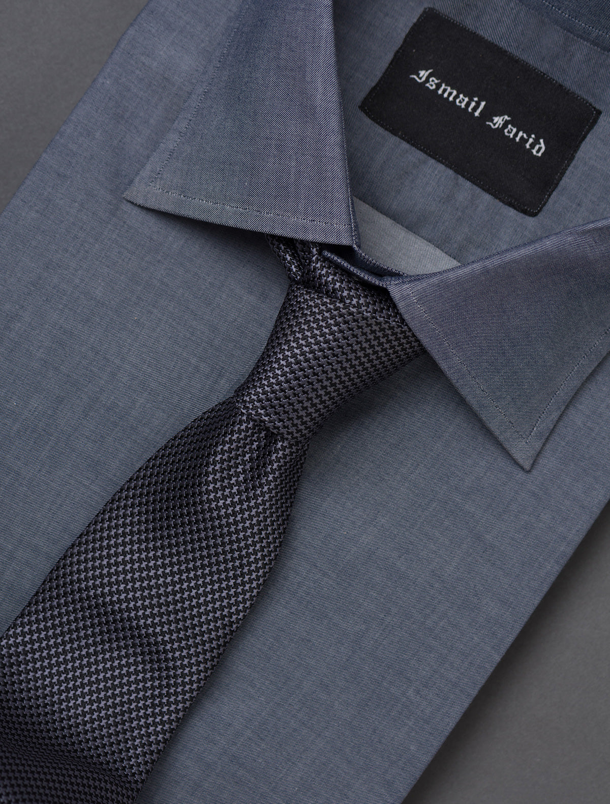 CLASSIC TIE