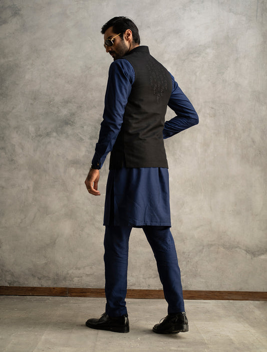 BLACK RAW SILK BOOTI EMBROIDERY WAISTCOAT
