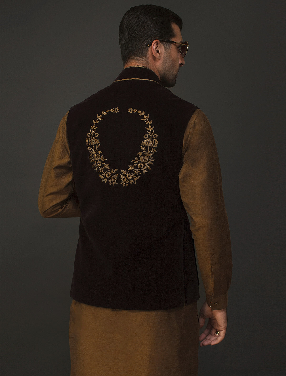 DARK BROWN VELVET WITH FRONT BACK EMBROIDERY