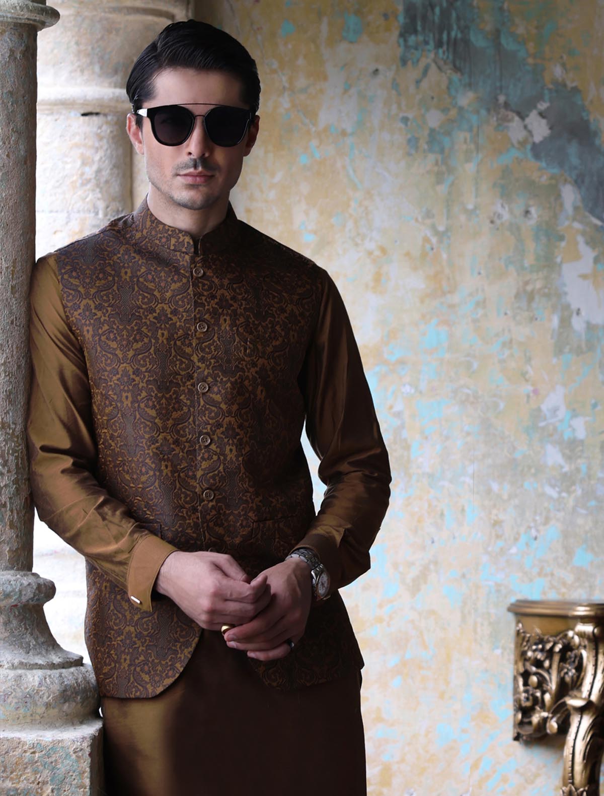 TAN JAMAWAR WAISTCOAT